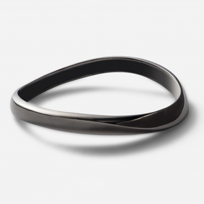 Baroque in 18k Black Gold