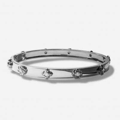 Kue in 18k White Gold